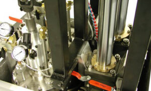 ECS-Series Servomotor-Controlled, Piston Pump Meter:Mix:Dispense Systems